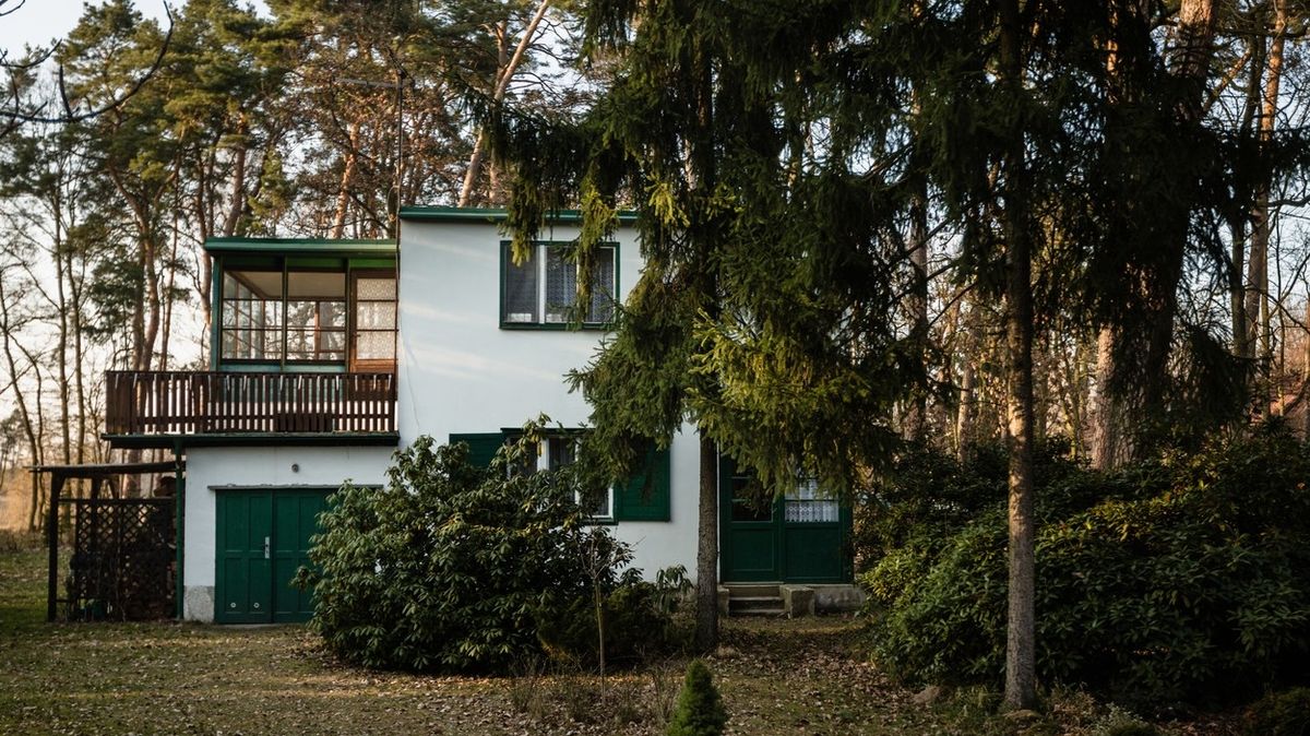 Bývalá Hrabalova chata v Kersku je na prodej